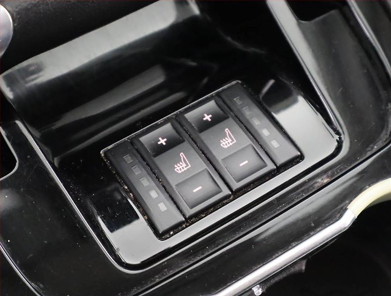 Ford S-MAX (2012) 2.0 TDCi, Serv.kniha, Xenony - fotka 18 z 18