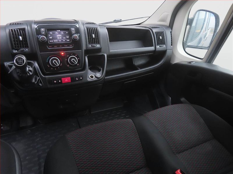 Citroën Jumper (2021) 2.2 BlueHDi, Valník - fotka 8 z 13