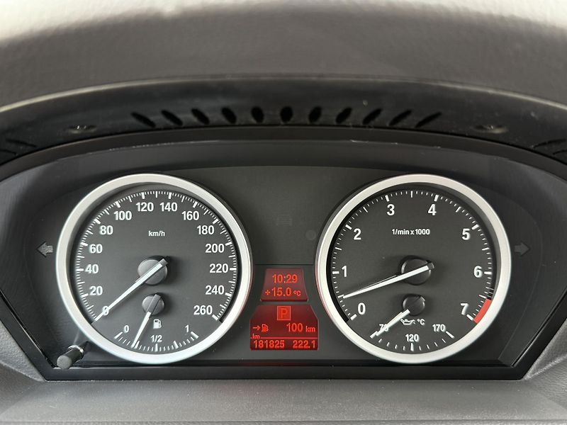 BMW Řada 6 645 Ci Cabrio REZERVACE - fotka 28 z 41