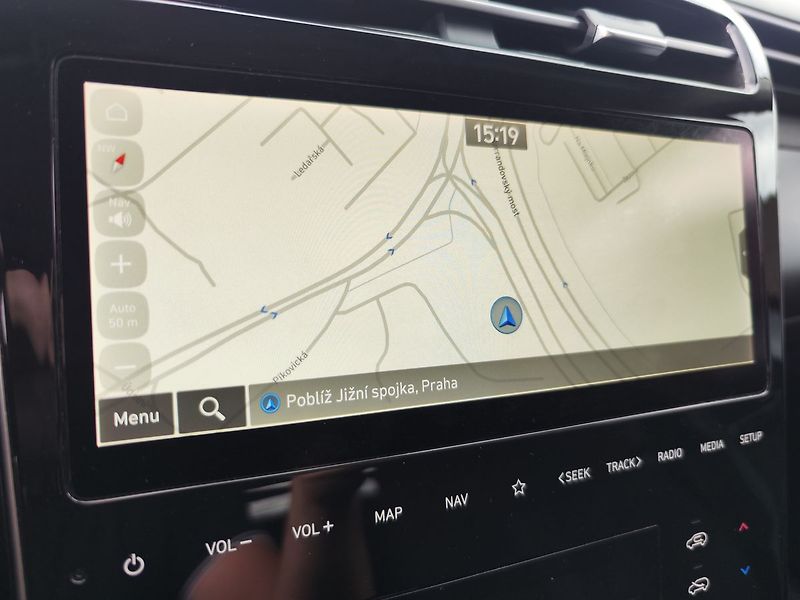 Hyundai Tucson 1.6 T-GDI/110kW Smart Navi 4x4 - fotka 20 z 41