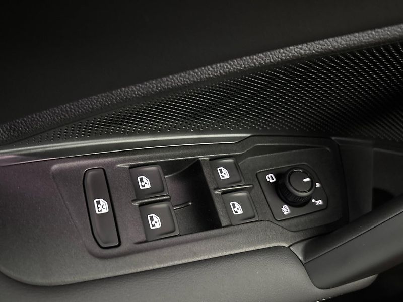 Volkswagen Tiguan (2025) SUV - fotka 21 z 30