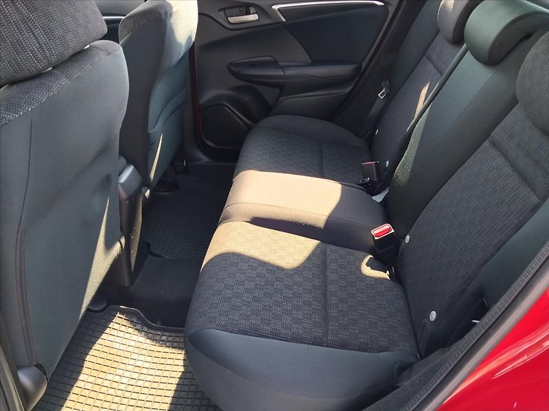 Honda Jazz 1,3   1.3i-VTEC 75kw - fotka 15 z 26