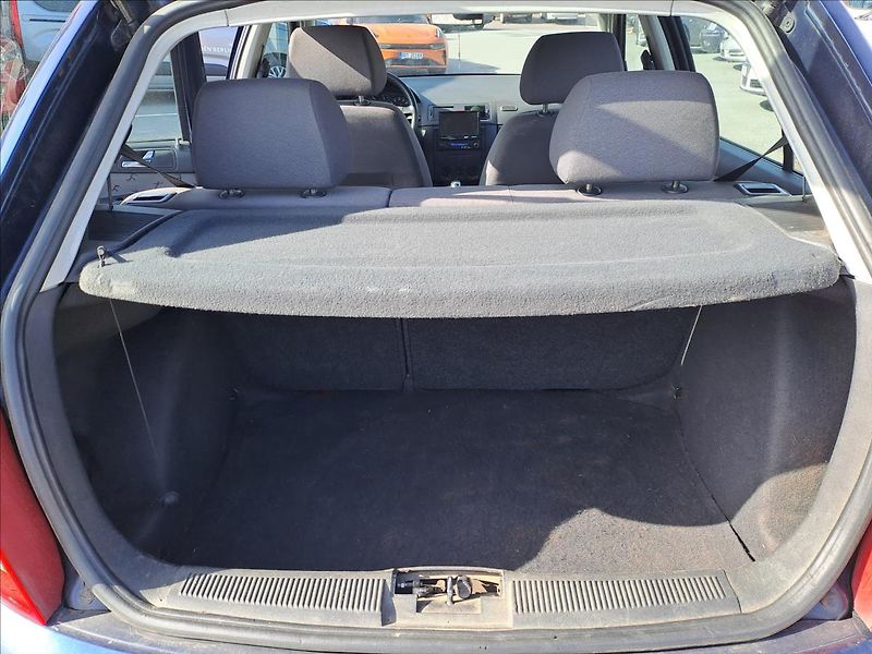 Škoda Fabia 1,9 SDI KLIMA - fotka 9 z 14