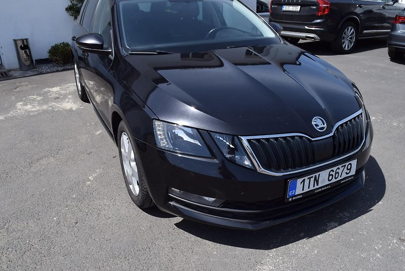 Škoda Octavia (2018) 1.6TDI 85kw DSG AMBITION APP  - fotka 4 z 42