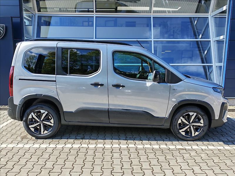 Peugeot Rifter (2026) 1,5 GT BlueHDi 130 S&S EAT8 - fotka 4 z 17