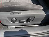Škoda Superb (2017) 2.0 TDi, Style, kamera - náhled 14