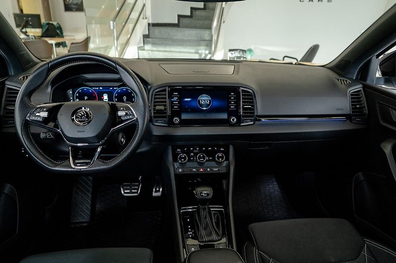 Škoda Karoq (2021) 2,0 TDI DSG 4x4 Sportline - fotka 14 z 19