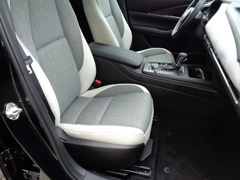 Mazda CX-30 (2026) 2,5 141PS,AT,4x4,C-line, AKCE! - fotka 25 z 29
