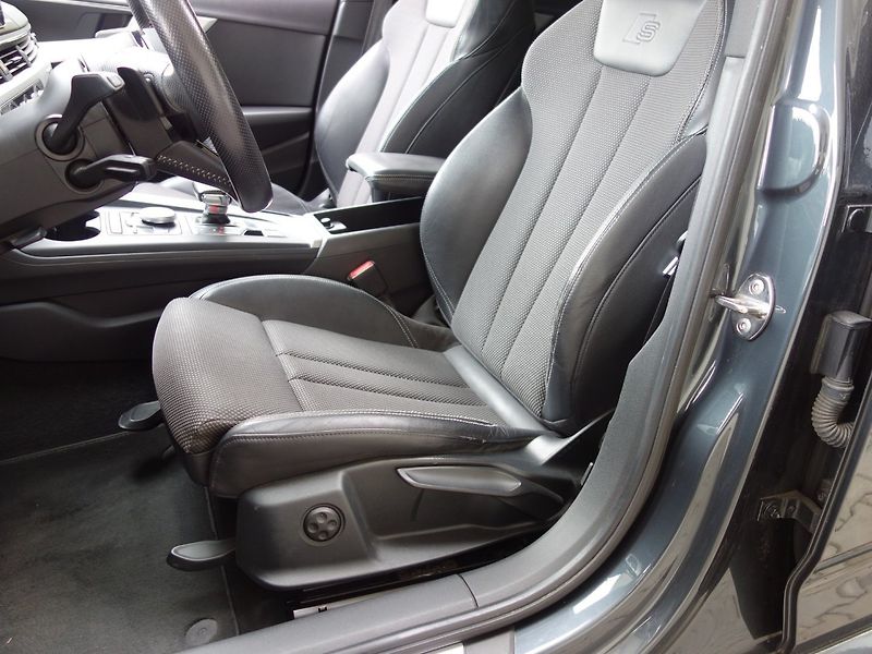 Audi A4 (2016) 2.0TDI 140kW QUATTRO -NEZ.TOP! - fotka 22 z 43