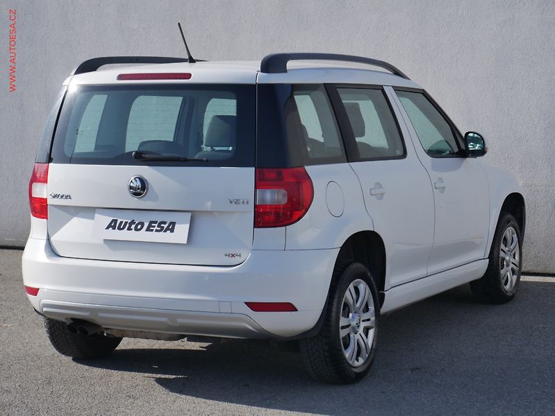 Škoda Yeti (2014) 2.0 TDi 4x4, ČR, AC, zmk - fotka 4 z 14