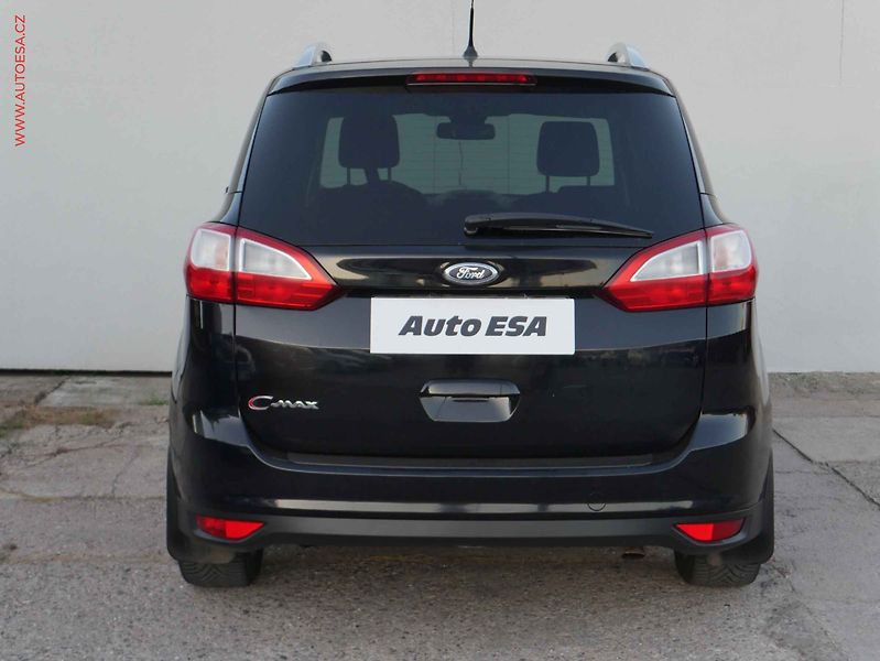 Ford Grand C-MAX (2015) 2.0 TDCi, AC, TZ - fotka 5 z 16