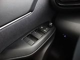Toyota Yaris Cross (2024) Comfort 1.5 VVT-iE E-Four - náhled 15