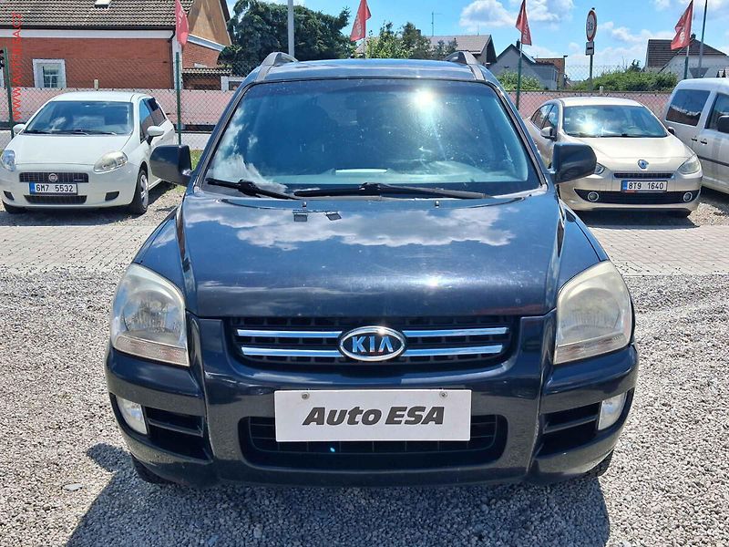 Kia Sportage (2007) 2.0 CRDi, ČR - fotka 2 z 17
