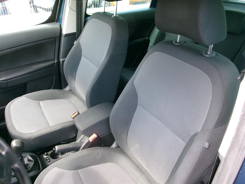 Škoda Yeti 2,0TDI KLIMA 81kW - fotka 9 z 26