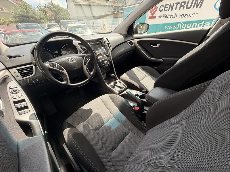 Hyundai i30 (2015) 1.6-NÍZKÁ SPOTŘEBA-AUT-SENZORY - fotka 5 z 28
