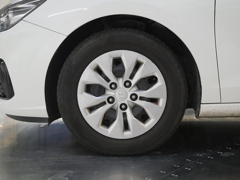 Hyundai i30 - fotka 10 z 26