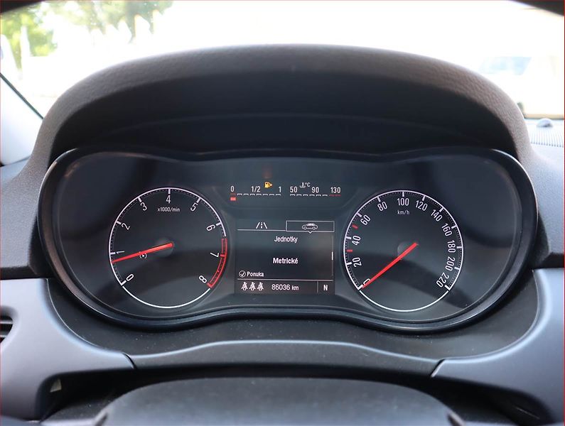 Opel Corsa (2018) 1.4, Automat, Serv.kniha - fotka 11 z 19