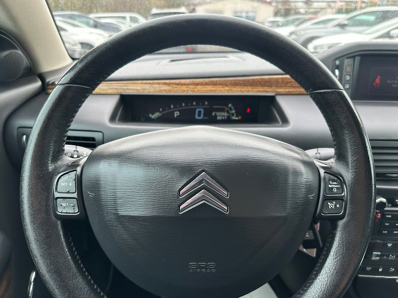Citroën C6 (2009) 3.0Hdi 177kw - fotka 20 z 25