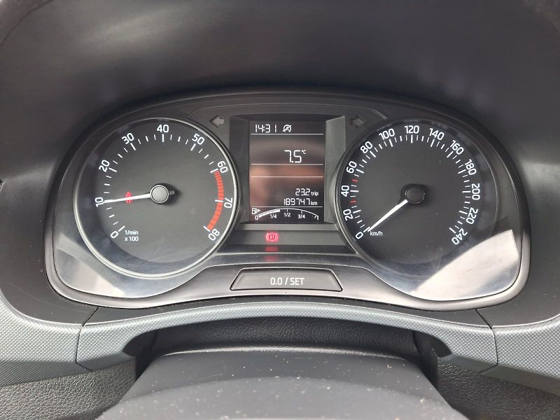 Škoda Fabia (2018) Combi Active Plus 1,0TSi 70kW - fotka 16 z 29