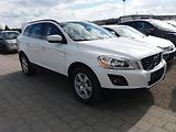 Volvo XC60 2.4D,129kW,KŮŽE ,SERVI.KNÍŽKA! - náhled 2