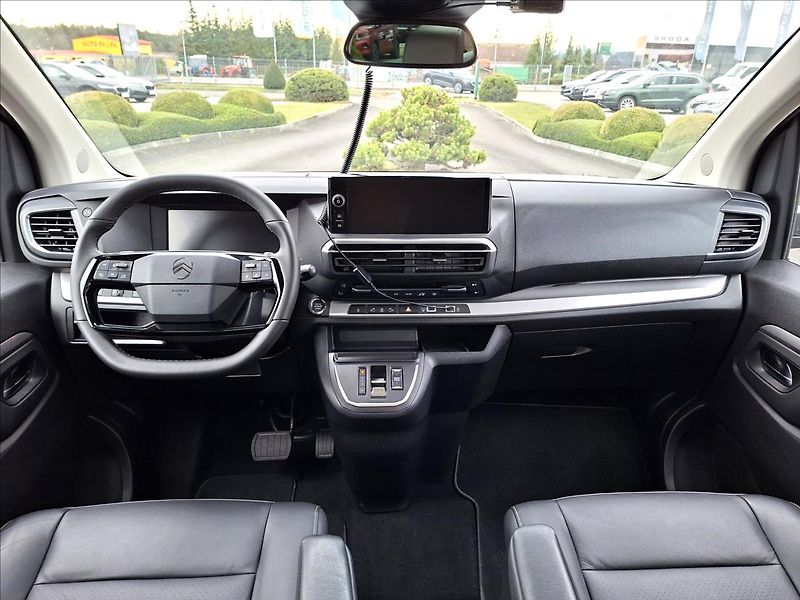 Citroën SpaceTourer 2,0 BlueHDi 180 EAT8 SHINE XL - fotka 18 z 36