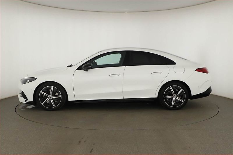 Mercedes-Benz CLA (2026) 200 - fotka 3 z 25