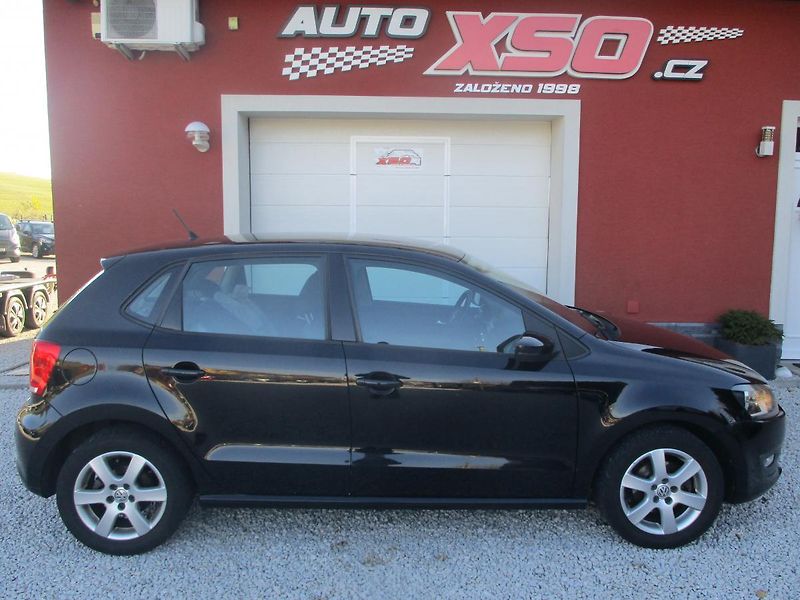 Volkswagen Polo 1.4i KLIMA +SADA KOL - fotka 2 z 30