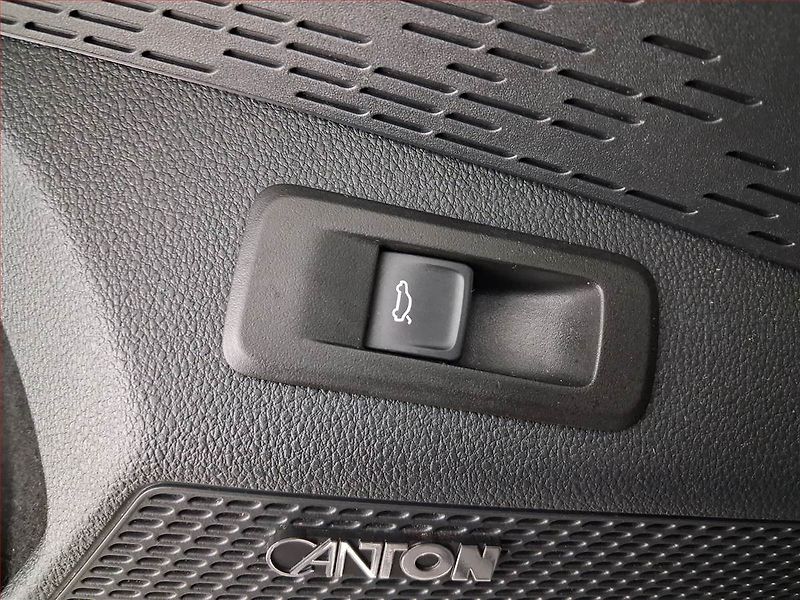 Škoda Octavia (2020) RS 2.0 TSI - fotka 23 z 24