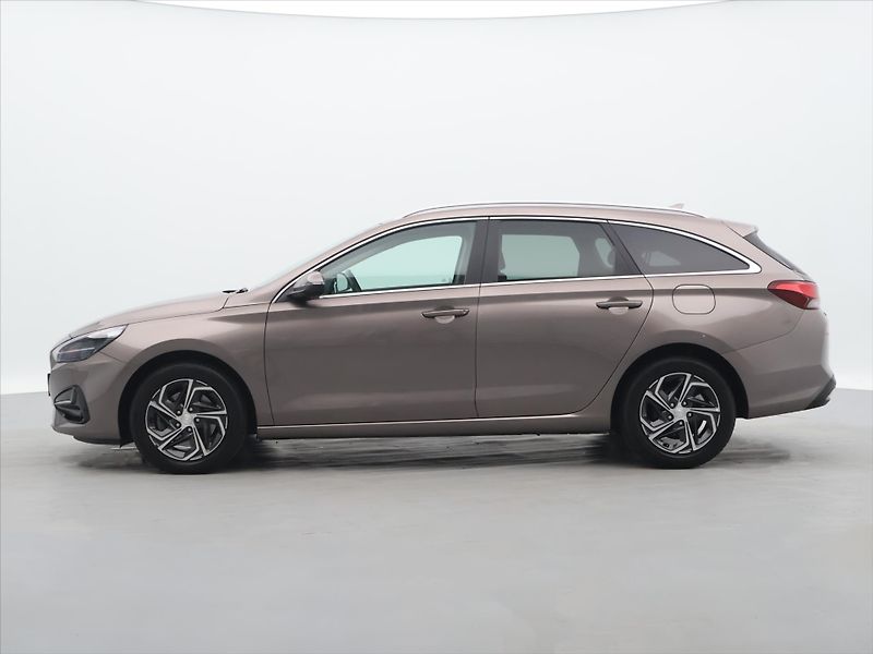 Hyundai i30 1,0 T-GDI 88kW Style DCT CZ DP - fotka 4 z 35