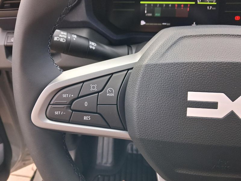Dacia Duster (2026) Expression mild hybrid 140    - fotka 11 z 27