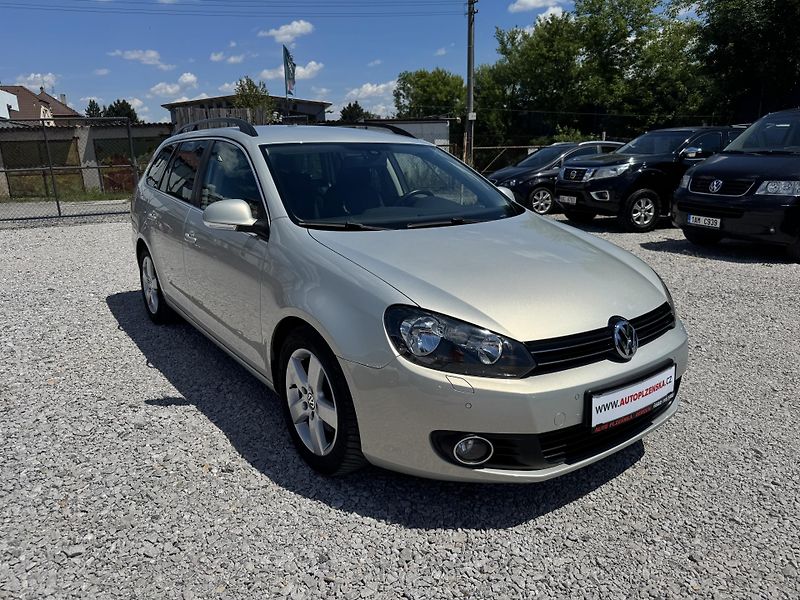 Volkswagen Golf Variant 1.4TSi,rezervace - fotka 1 z 36