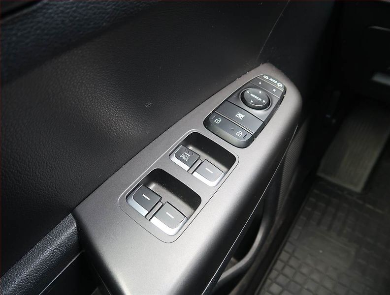 Kia Sportage (2020) 1.6 GDI, Tempomat - fotka 14 z 14