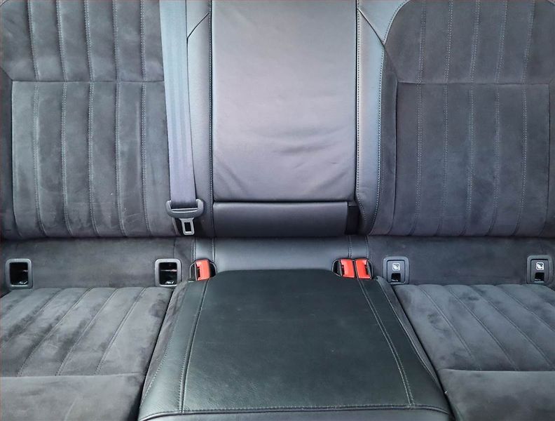 Škoda Superb (2017) 1.6 TDI, Kůže, Navi, Bi-Xenony - fotka 10 z 22