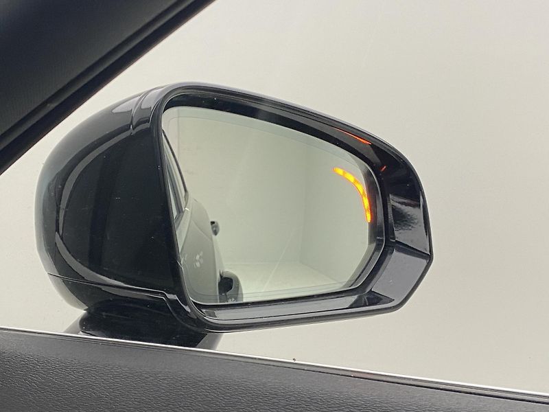 Volvo V90 D4 MOMENTUM AUT  - fotka 32 z 42