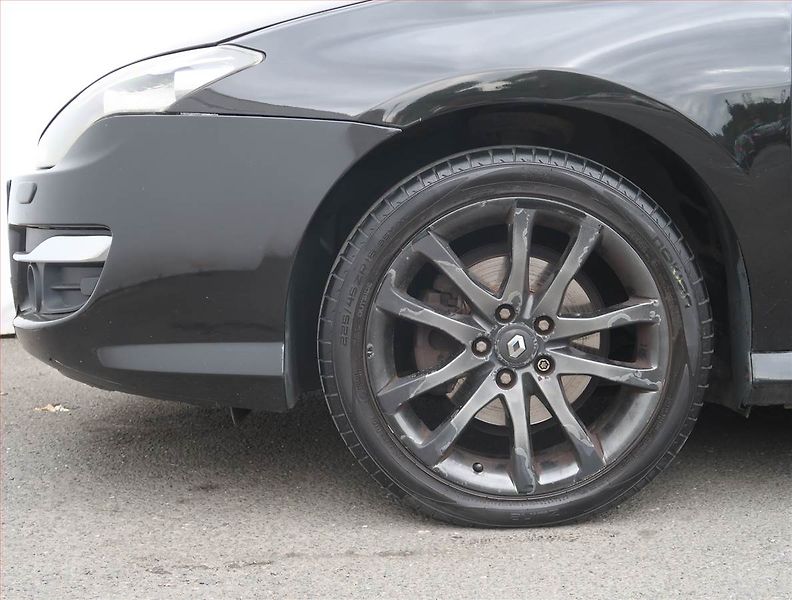 Renault Laguna (2012) 2.0 dCi, Automat, Serv.kniha - fotka 15 z 20
