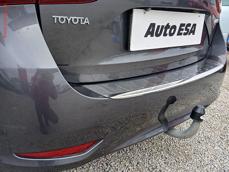 Toyota Avensis (2016) 2.0 D-4D, ČR, Trend - fotka 21 z 24