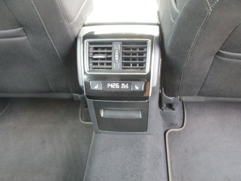 Škoda Superb (2015) combi III 2,0 TDi prav.servis  - fotka 8 z 12