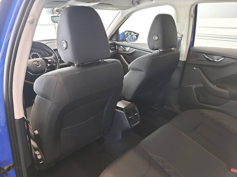 Škoda Kamiq (2021) Ambition 1.0 TSI (70kW/95k) - fotka 8 z 25