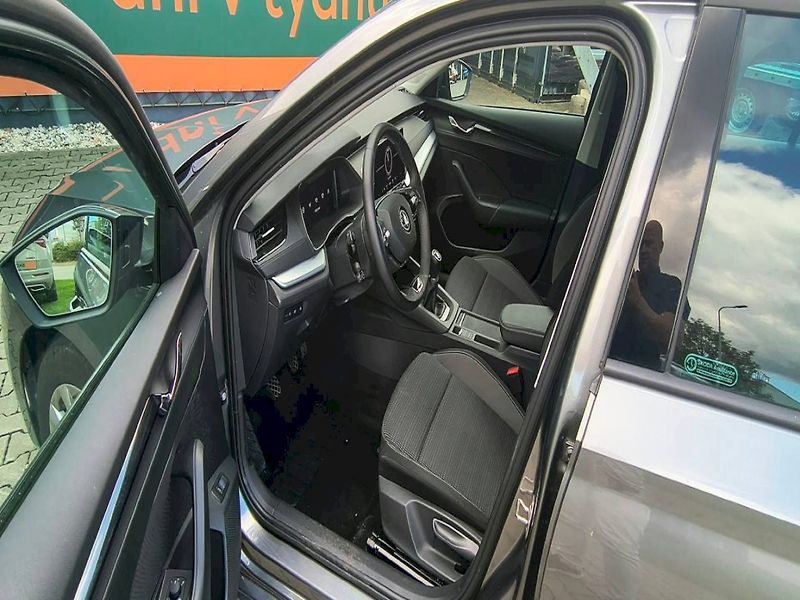 Škoda Octavia (2024) COMBI FRESH PLUS 2.0TDI 85kW K - fotka 13 z 23