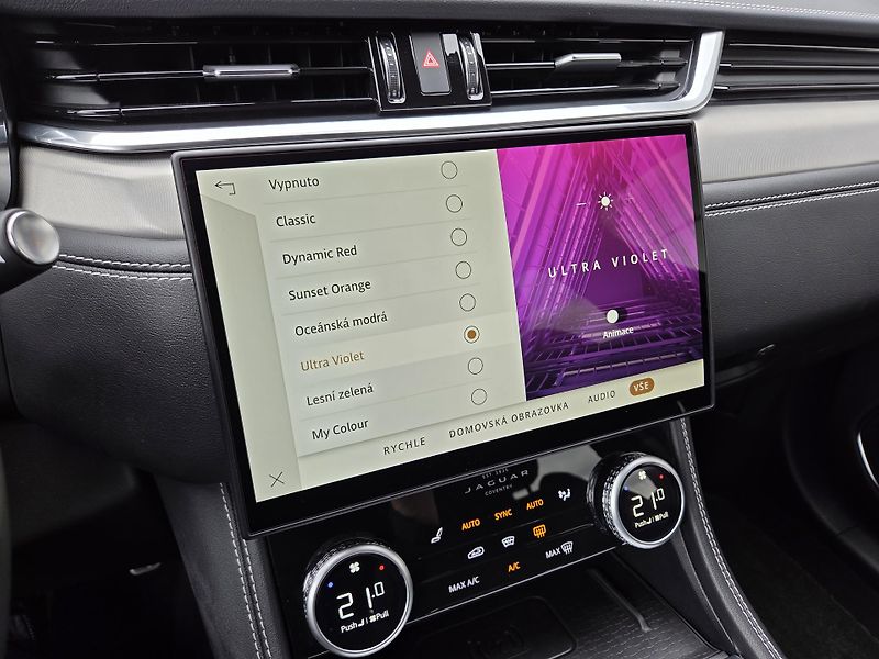 Jaguar F-Pace D300 ED90th HUD PANO ZÁR-2030 - fotka 36 z 48