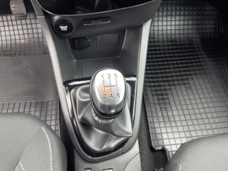 Renault Clio (2020) 0.9 TCe,56kW,Limited,ČR - fotka 22 z 35