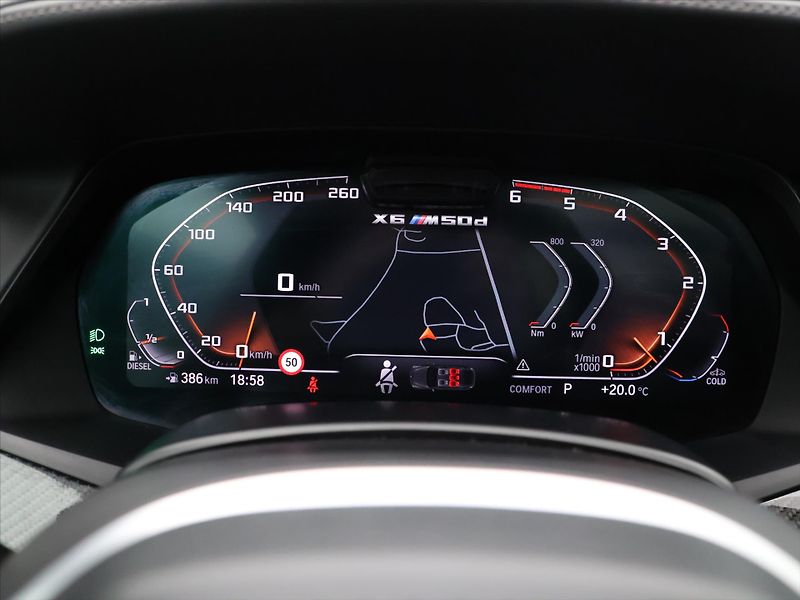 BMW X6 3,0 294kW M50d M-Paket DPH - fotka 16 z 30
