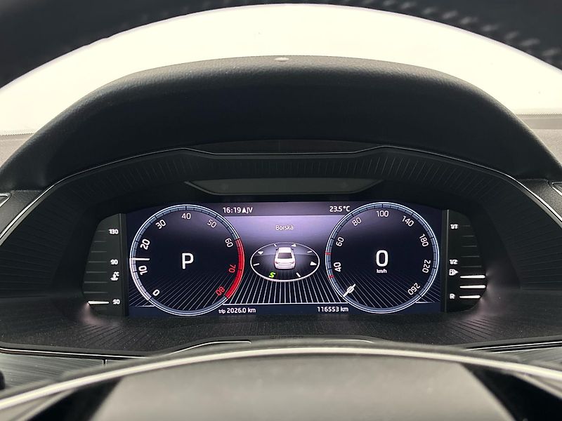 Škoda Superb Ambition DSG - fotka 11 z 28