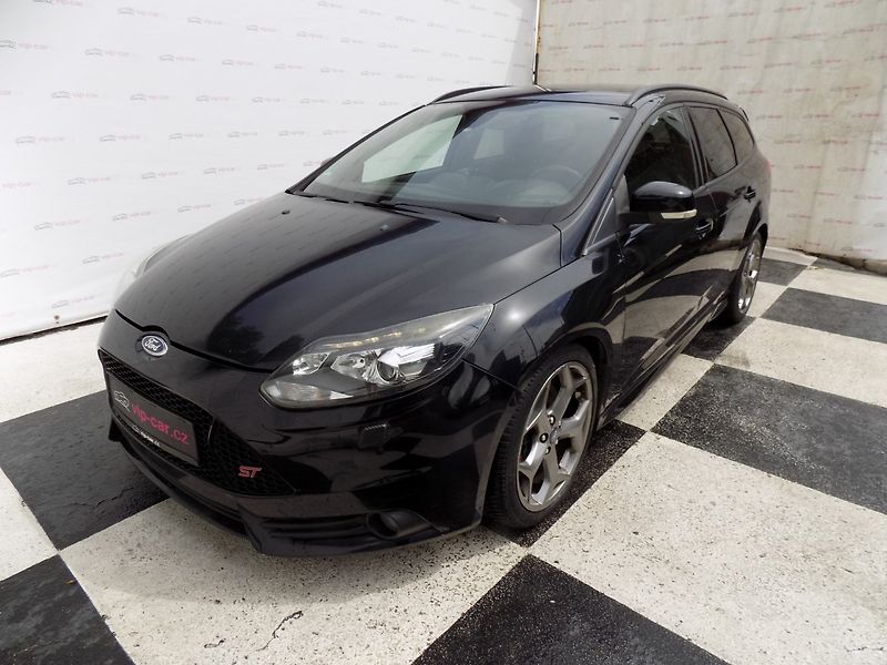Ford Focus (2013) 2.0i ST/Bi-xenon/kůže/LED/ - fotografie inzerátu