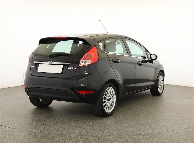 Ford Fiesta (2012) 1.0 EcoBoost, Park. senzory - fotka 5 z 15