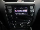 Škoda Octavia (2015) 2.0 TDI, Tempomat - náhled 10