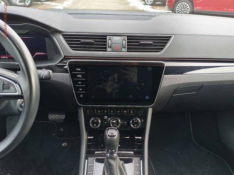 Škoda Superb (2019) 2.0 TDi 4x4, L&K, DSG, TZ, - fotka 12 z 19