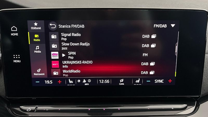 Škoda Octavia 2.0 TDI DSG 4x4 Sportline Comb - fotka 11 z 29