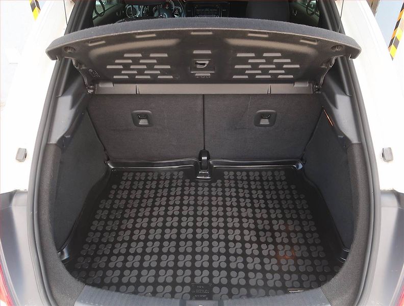 Volkswagen Beetle (2013) 1.2 TSI, Serv.kniha, Tempomat - fotka 13 z 16