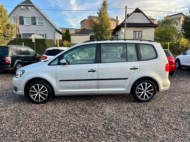 Volkswagen Touran (2012) 1.6 TDI 77 kW DSG - fotka 8 z 19